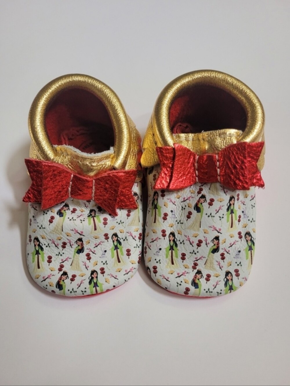 Freshly Picked Disney Baby Red Gold MULAN Bow Moccasin Sz 3 Infant Shoes